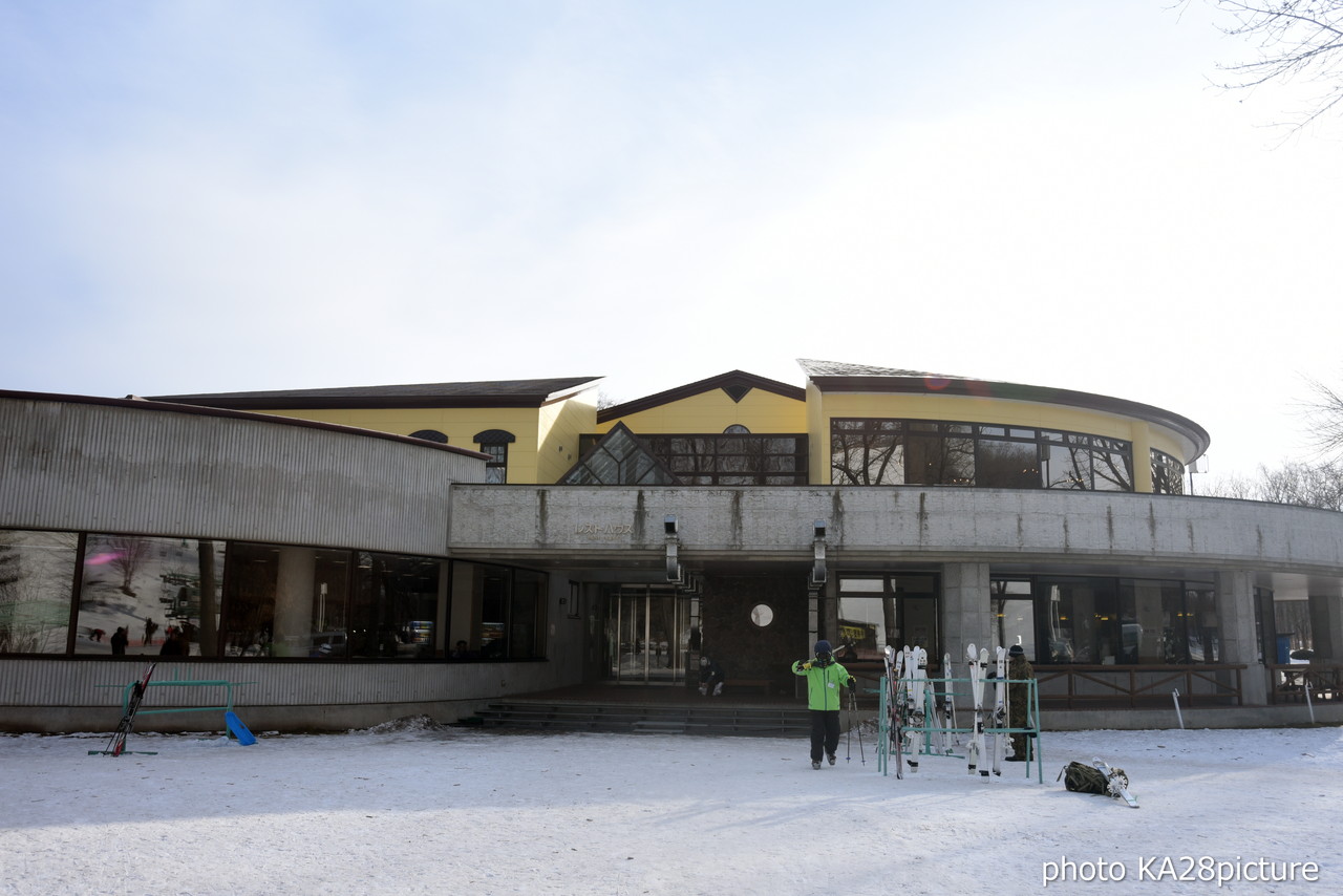 北海道十勝・めむろ新嵐山スキーリゾート メムロスキー場　雄大な十勝平野を一望できる幅広ゲレンデ！